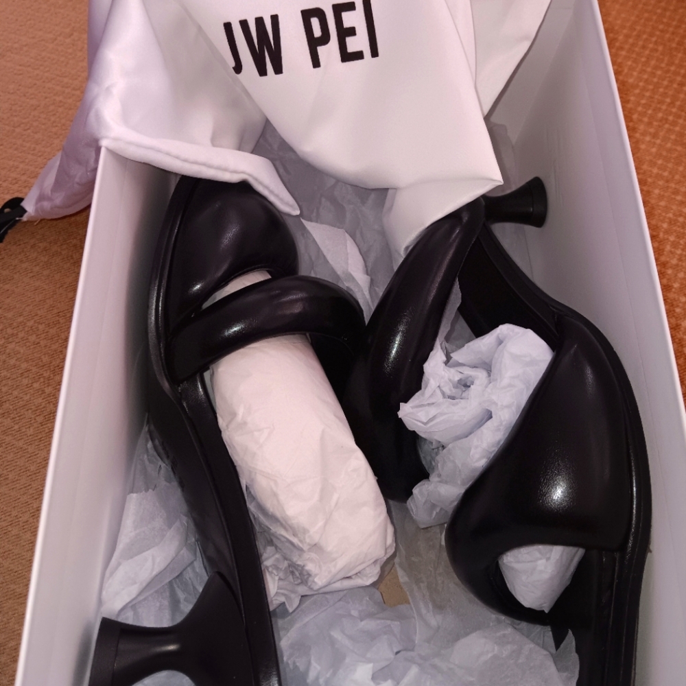 JW PEI Sandal